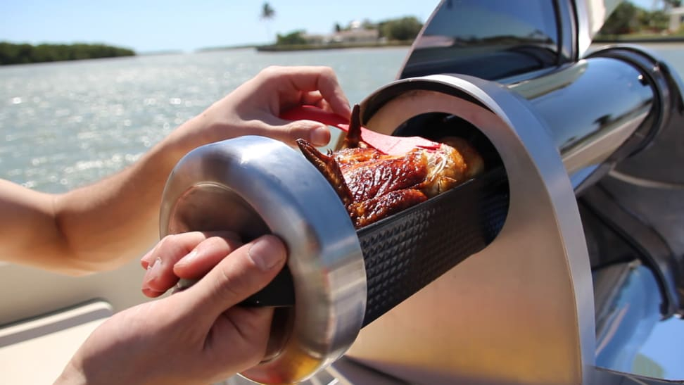 GoSun Reveals Solar Powered Grill That Can Cook Meat In 20 Minutes 